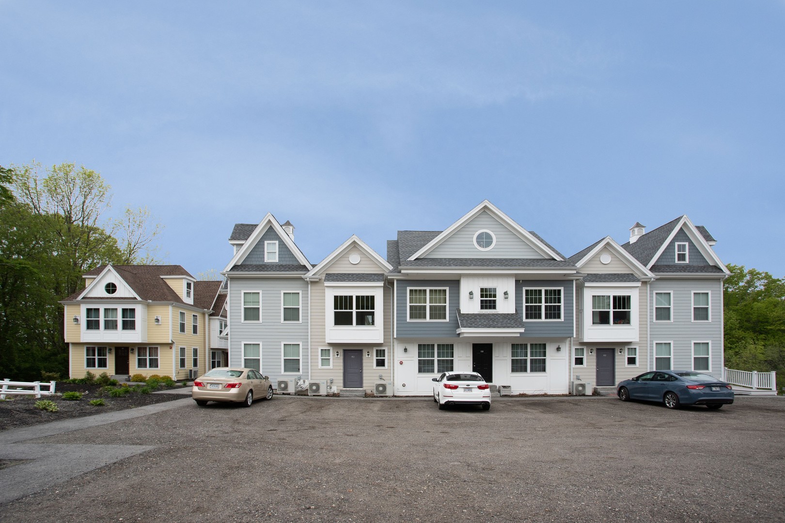 York Apartment: 4 U.S. Route 1