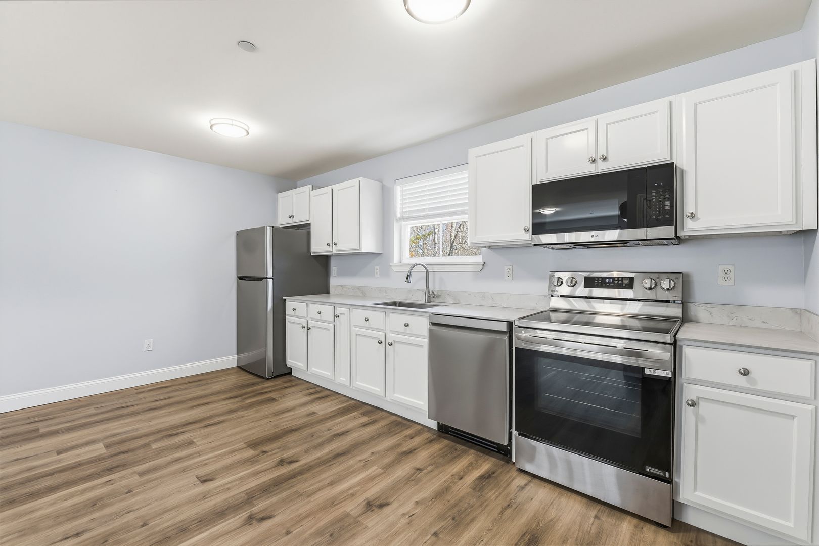 York Apartment: 4 U.S. Route 1