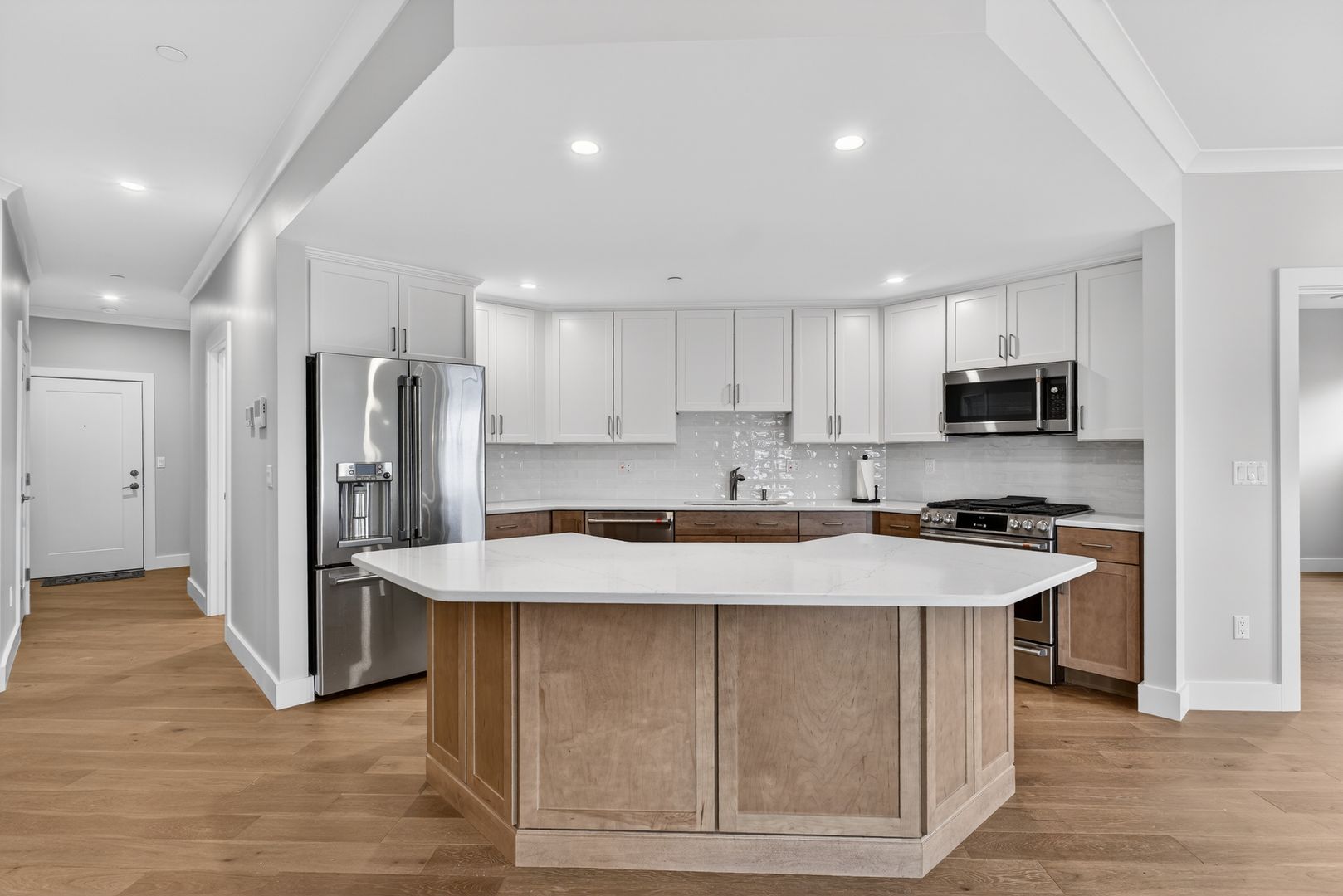 Dover Condo: 55 Point Place