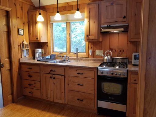 **WINTER RENTAL** Waterfront 2 Bedroom Waiting To Be Called Home Away From Home