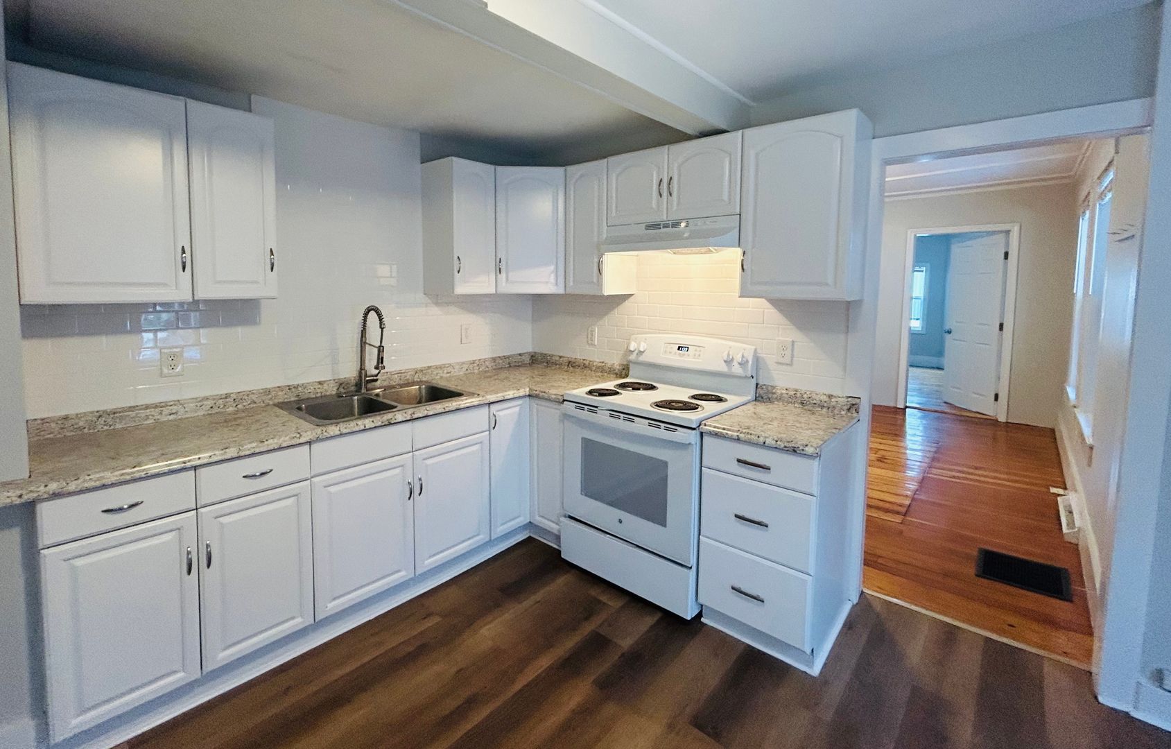 Rochester Apartment: 26 Lafayette St