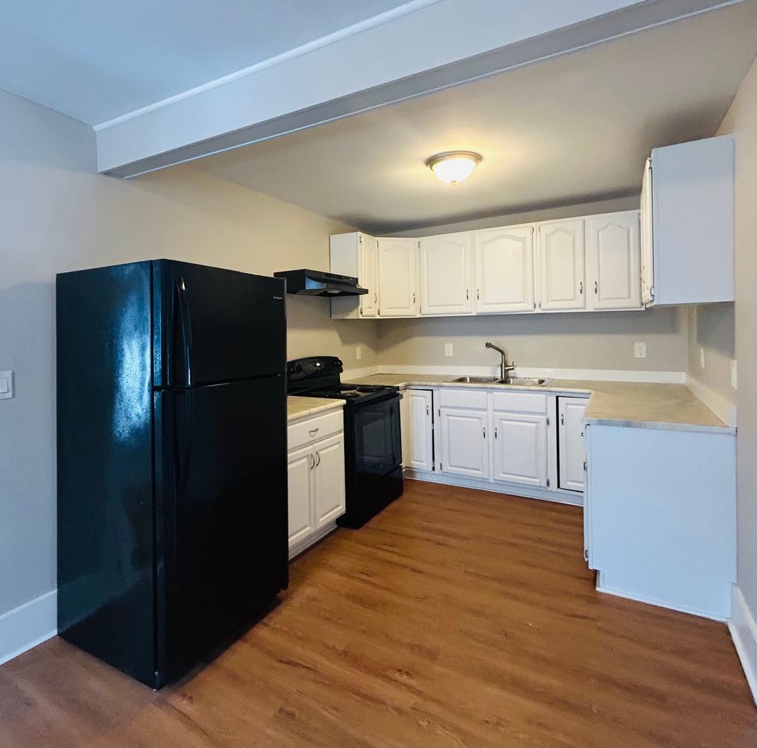 Rochester Apartment: 26 Lafayette St