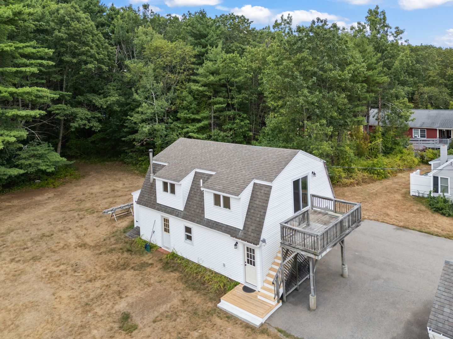 Wells Apartment: 381 Littlefield Rd