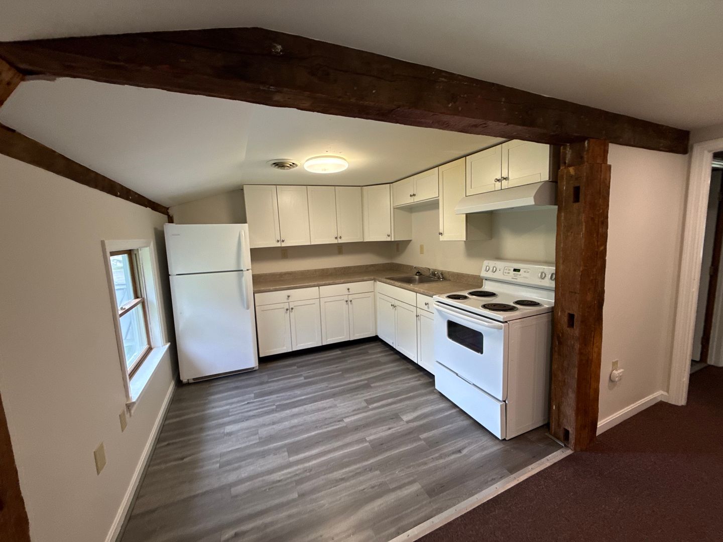 Ossipee Apartment: 1230 White Mountain Highway