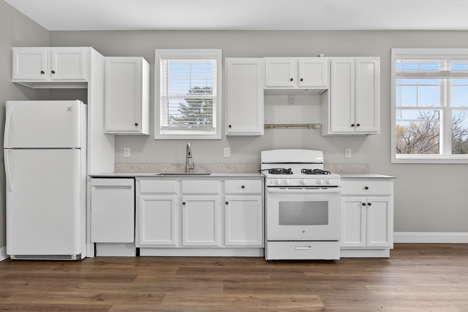 York Apartment: 4 U.S. Route 1