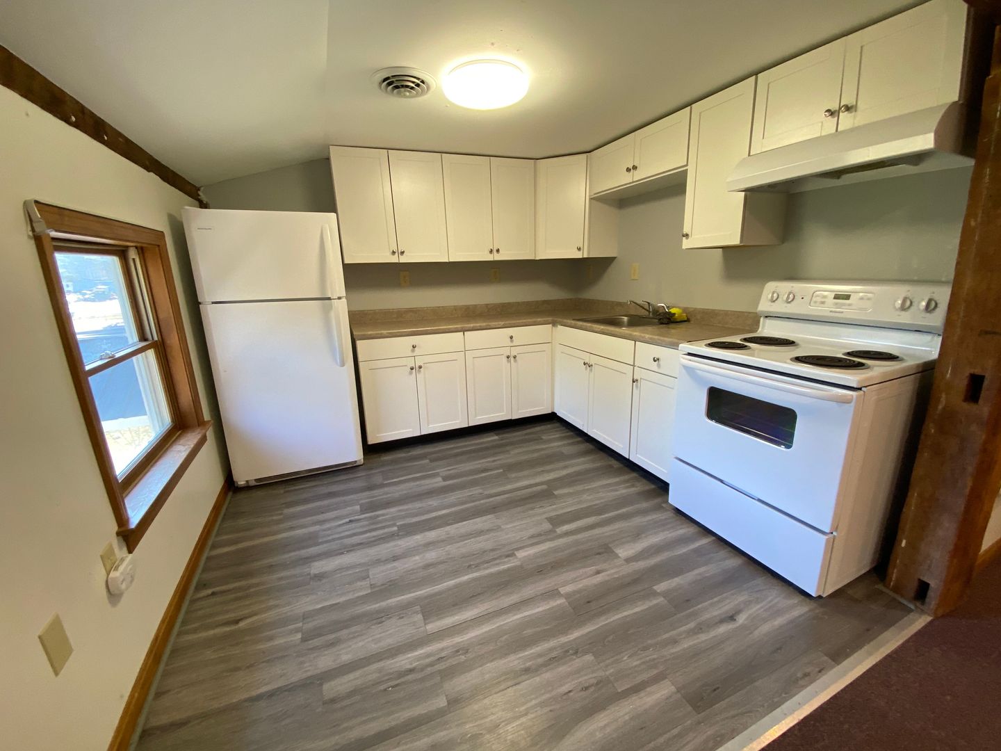 Ossipee Apartment: 1230 White Mountain Highway