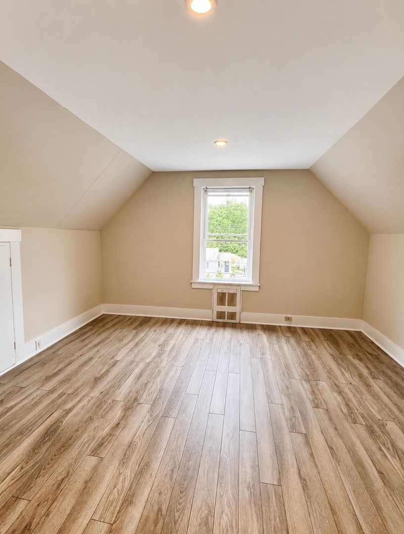 Rollinsford Apartment: 41 Rollins Rd
