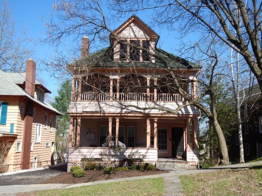 853 Maryland Apt 2 - Available 8/1/2027 - Bright 4 Bedroom Flat With Off Street Parking – photo 1
