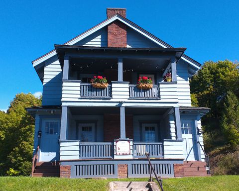569 Westmoreland Avenue Apt 1 - 3 Bed|1 Bath Apartment in Westcott Neighborhood - 6/1/27 – photo 1