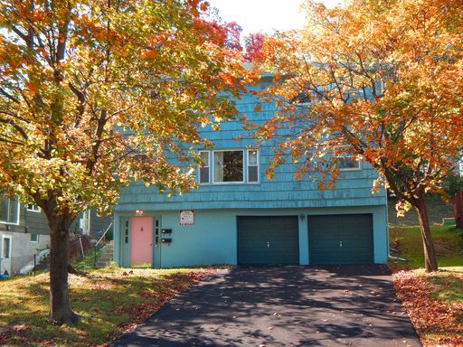 1274 Westcott Apt 2 - Available 8/1/27 - Bright Second Floor Flat Across from Barry Park – photo 1