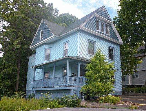 113 Comstock Place FURNISHED ROOMS - AVAILABLE 7/1/27 or 8/1/27