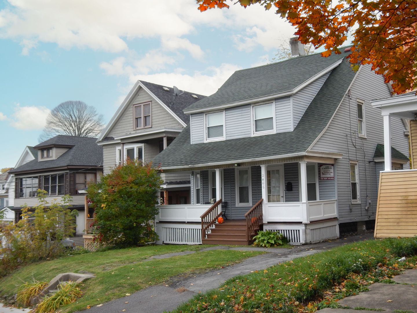 Syracuse House: 2406 E. Genesee Street