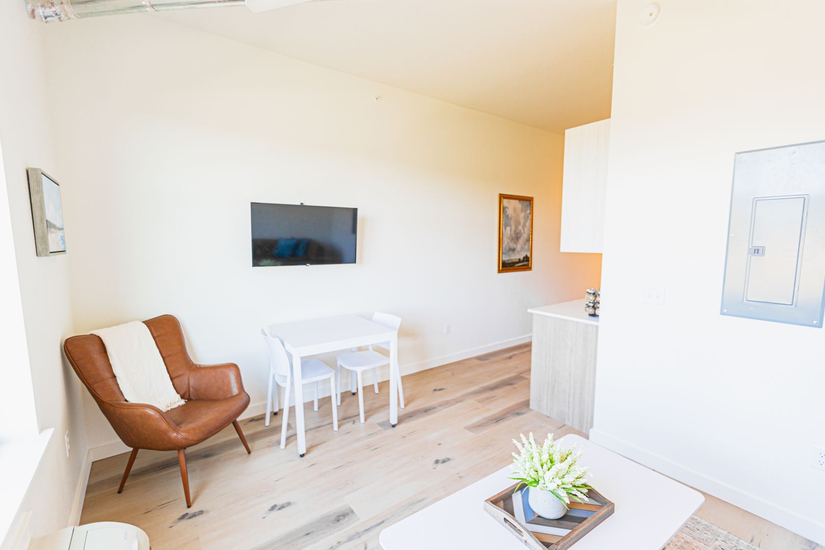 Conway Apartment: 2600 College Ave.