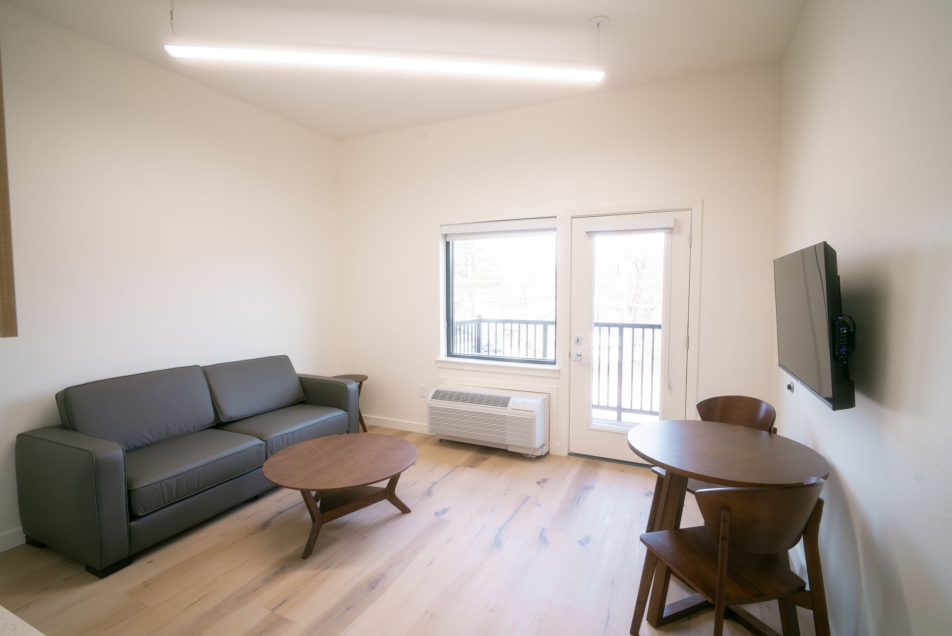 Fayetteville Apartment: 653 W 15th St.