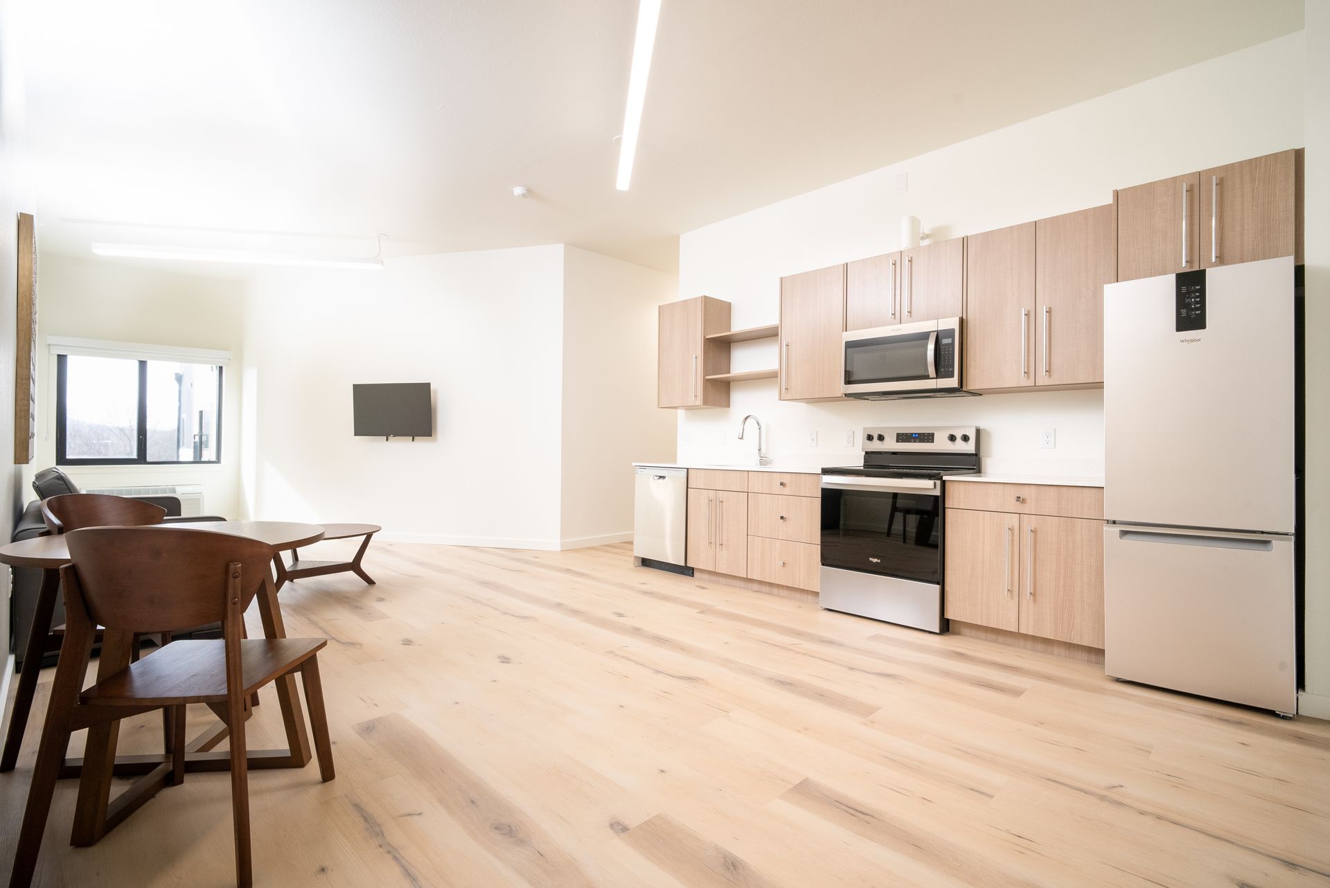 Fayetteville Apartment: 653 W 15th St.