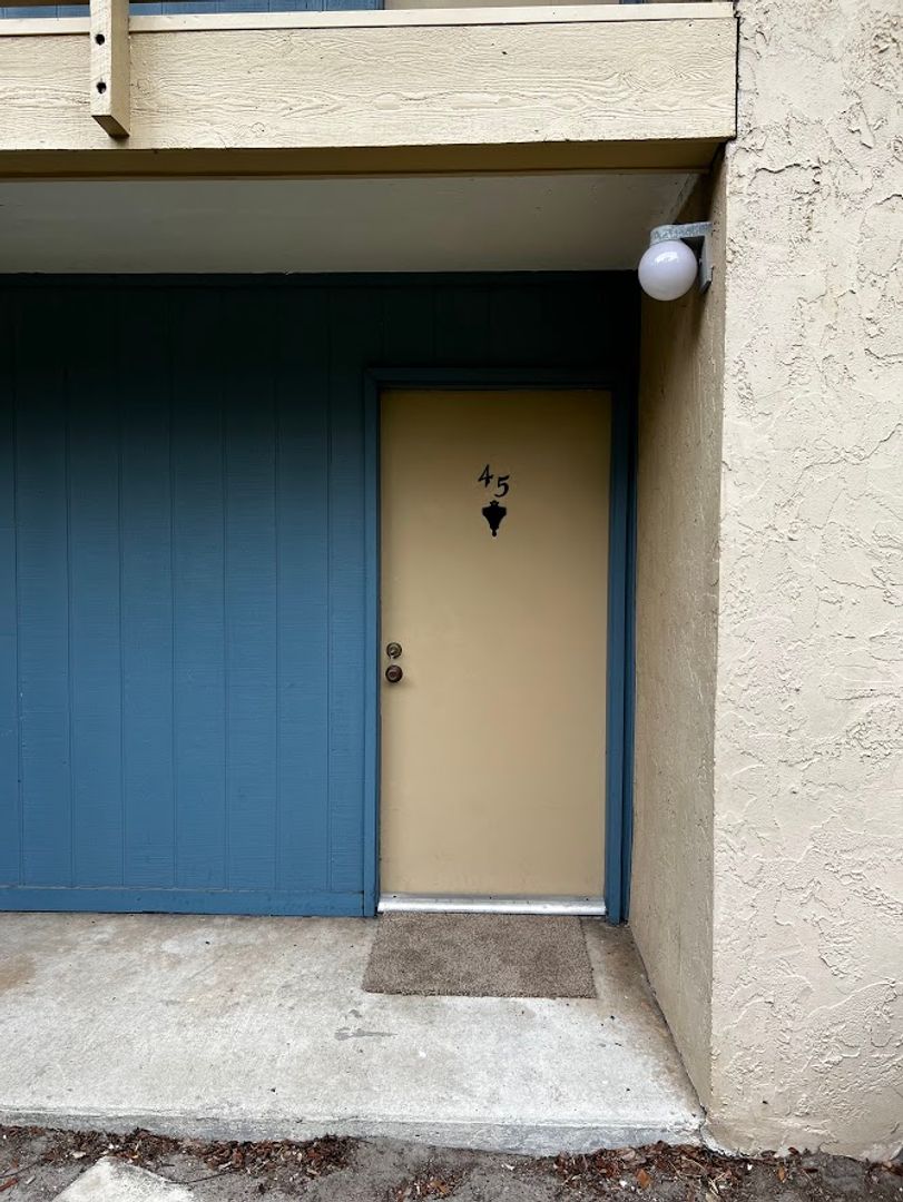 Gainesville Condo: 2811 SW Archer Rd