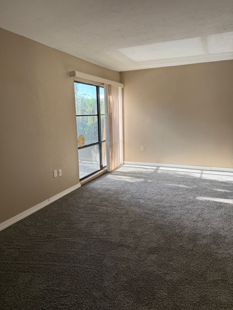 Gainesville Condo: 2811 SW Archer Rd