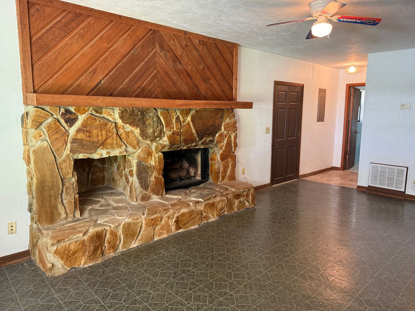 16326 NW 118th Pl 3 of 12