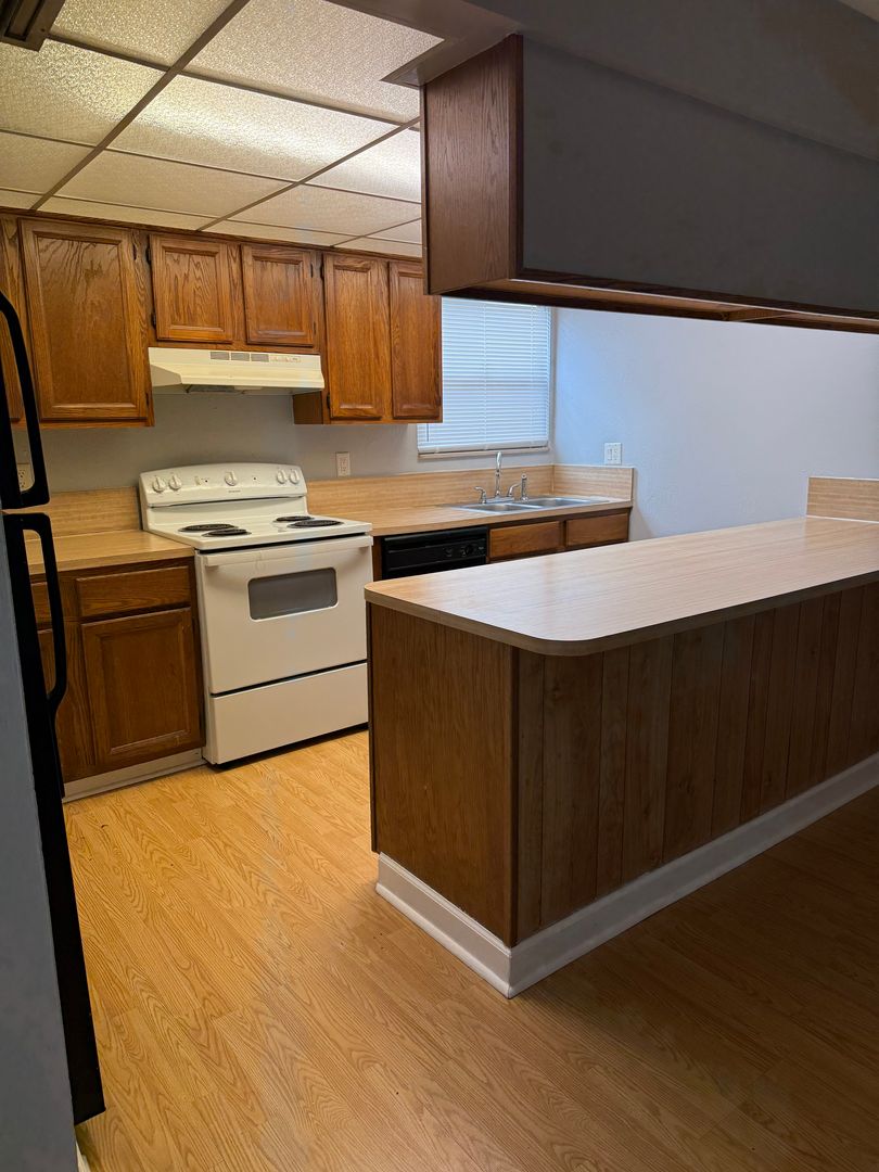 Gainesville Condo: Y-231 2811 S.W. Archer Rd.