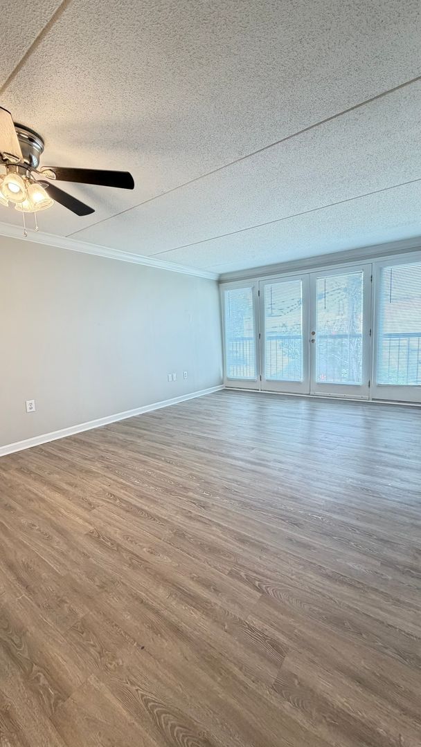 SULLINS RIDGE CONDOMINIUMS, UNIT 204 3 of 12