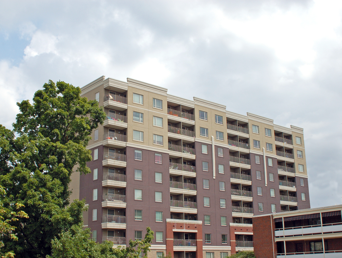 Knoxville Condo: 1735 Lake Avenue, #202