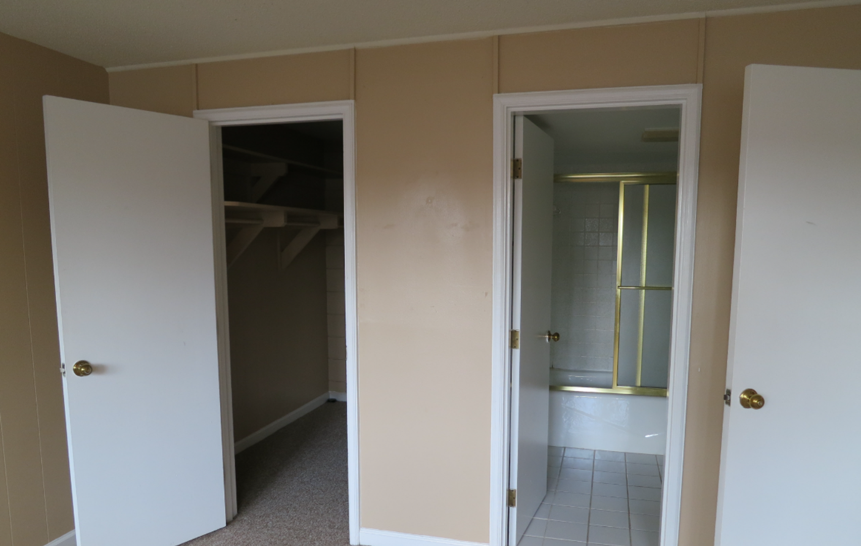 SULLINS RIDGE CONDOMINIUMS, UNIT 204 8 of 12