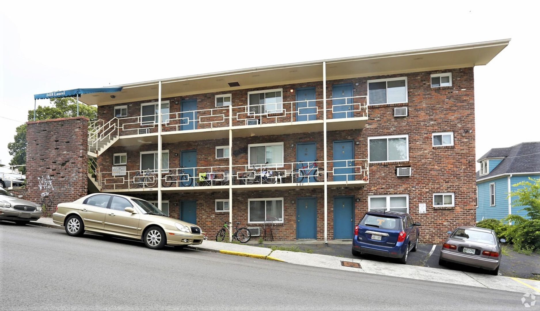 Knoxville Apartment: 1418 Laurel Ave