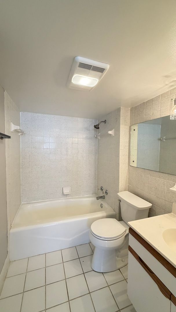 SULLINS RIDGE CONDOMINIUMS, UNIT 204 12 of 12