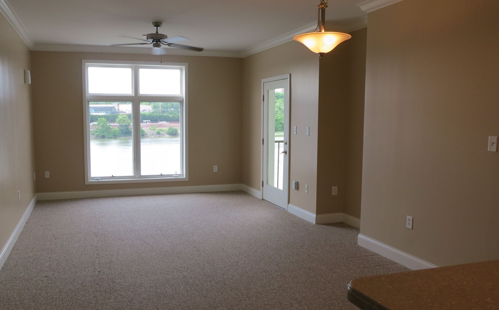 RIVER TOWNE CONDOMINIUMS, UNIT 202 5 of 12