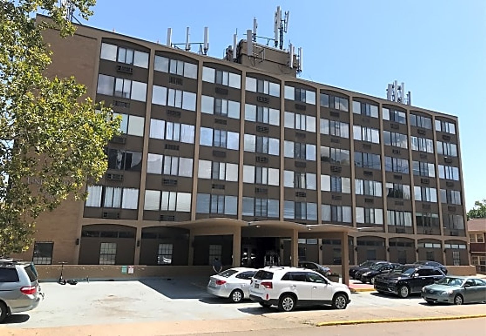 Knoxville Condo: 1700 Clinch Avenue #516