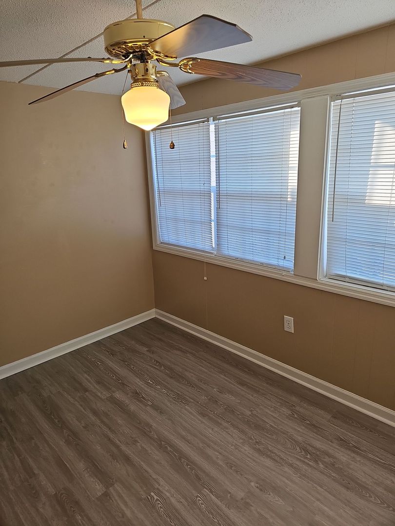 SULLINS RIDGE CONDOMINIUMS, UNIT 204 11 of 12