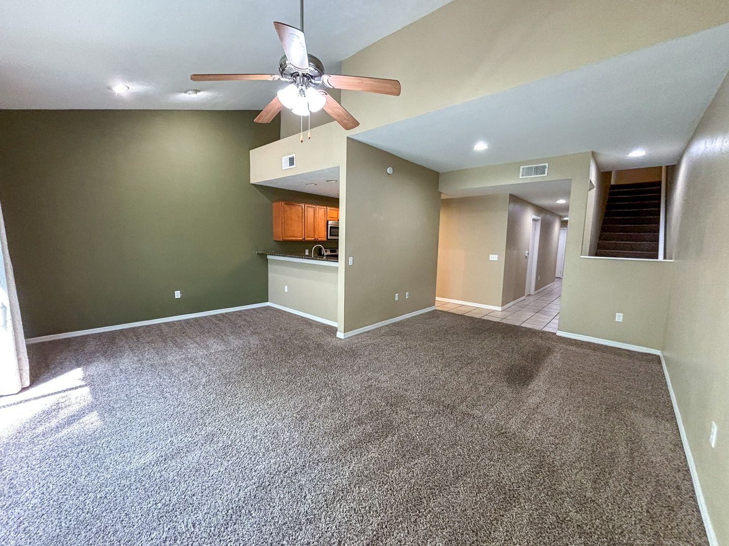 Gainesville Townhome: 4700 SW Archer Rd. - Unit 29