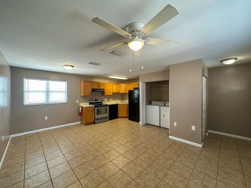 1014 SW 1st Ave Unit C – photo 1
