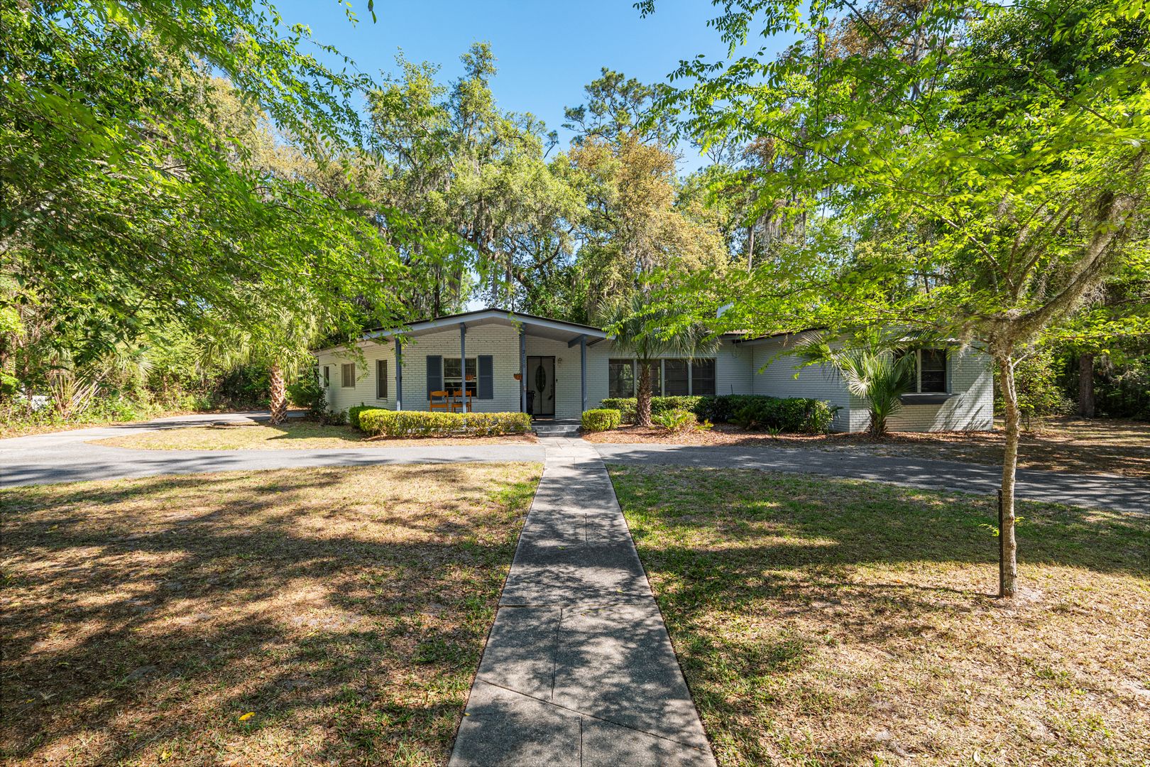 Gainesville House: 2110 NW 3rd Pl