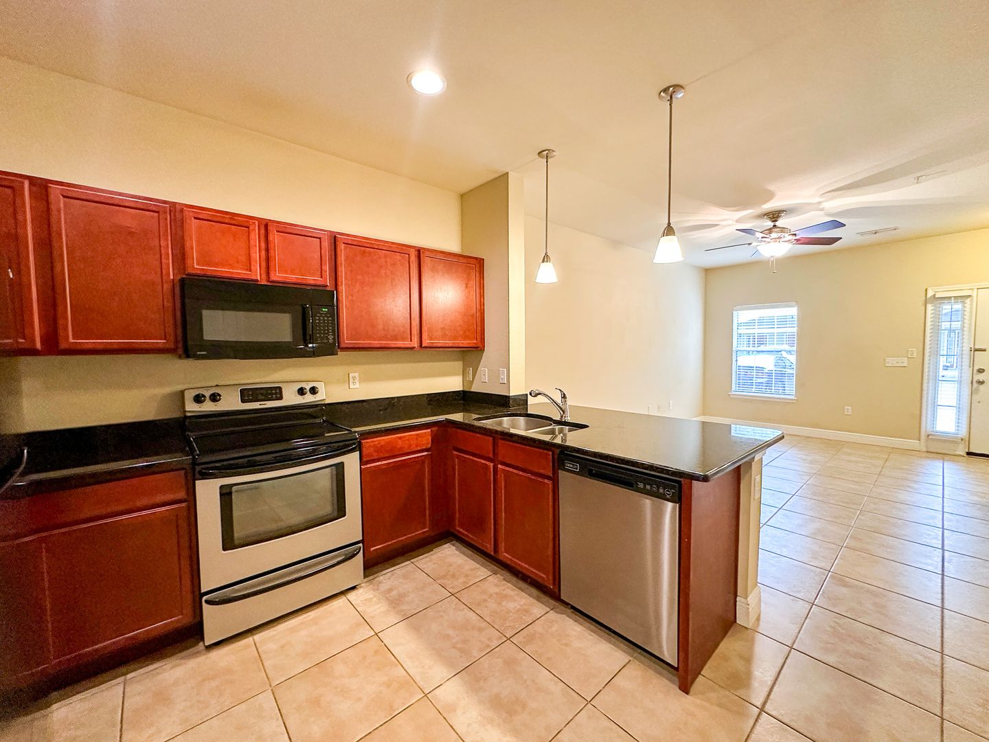 Gainesville House: 2946 SW 35th Place