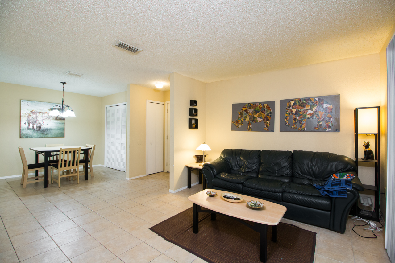 Gainesville Condo: 3705 SW 27th St #228