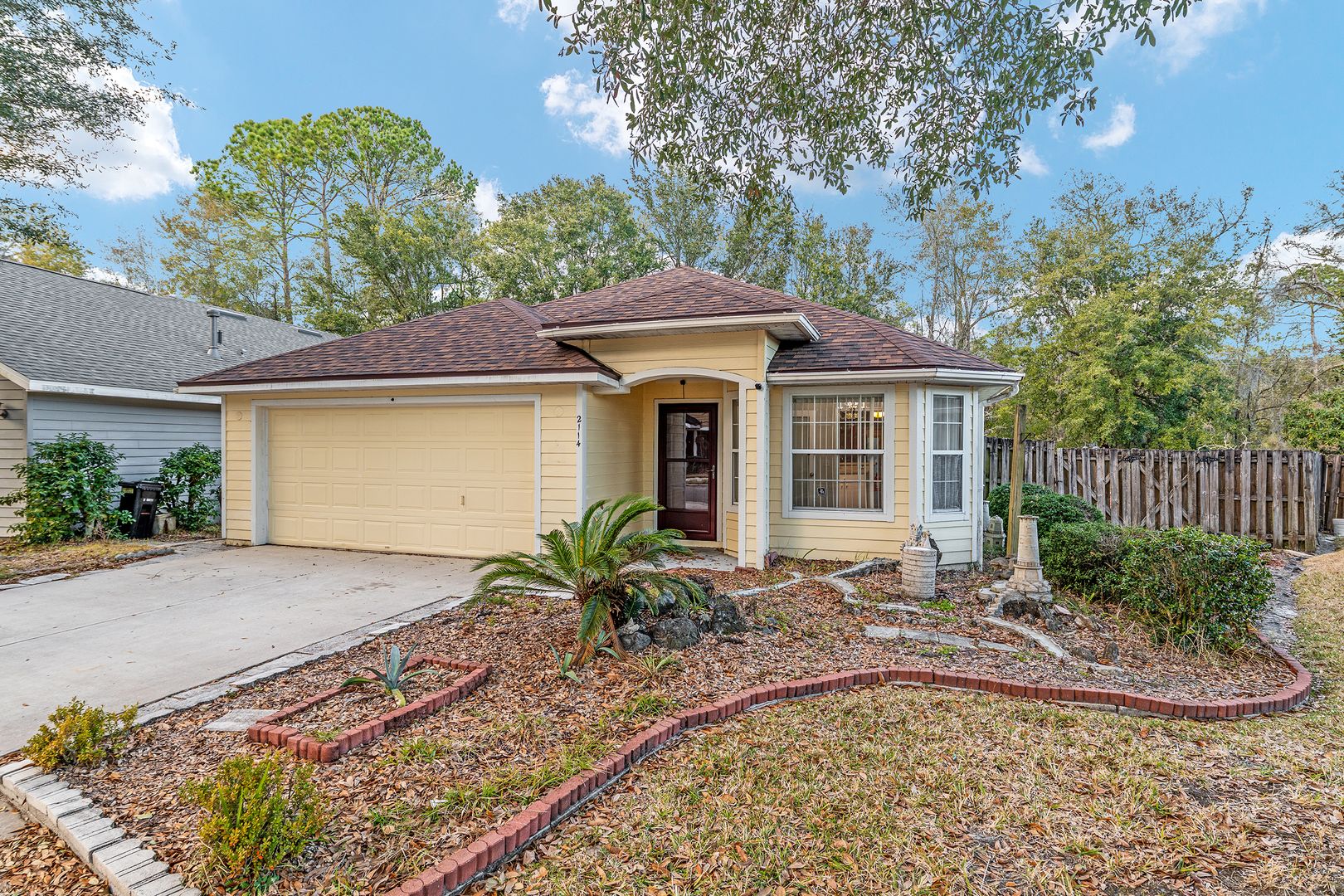 Gainesville House: 2114 NW 52nd Place