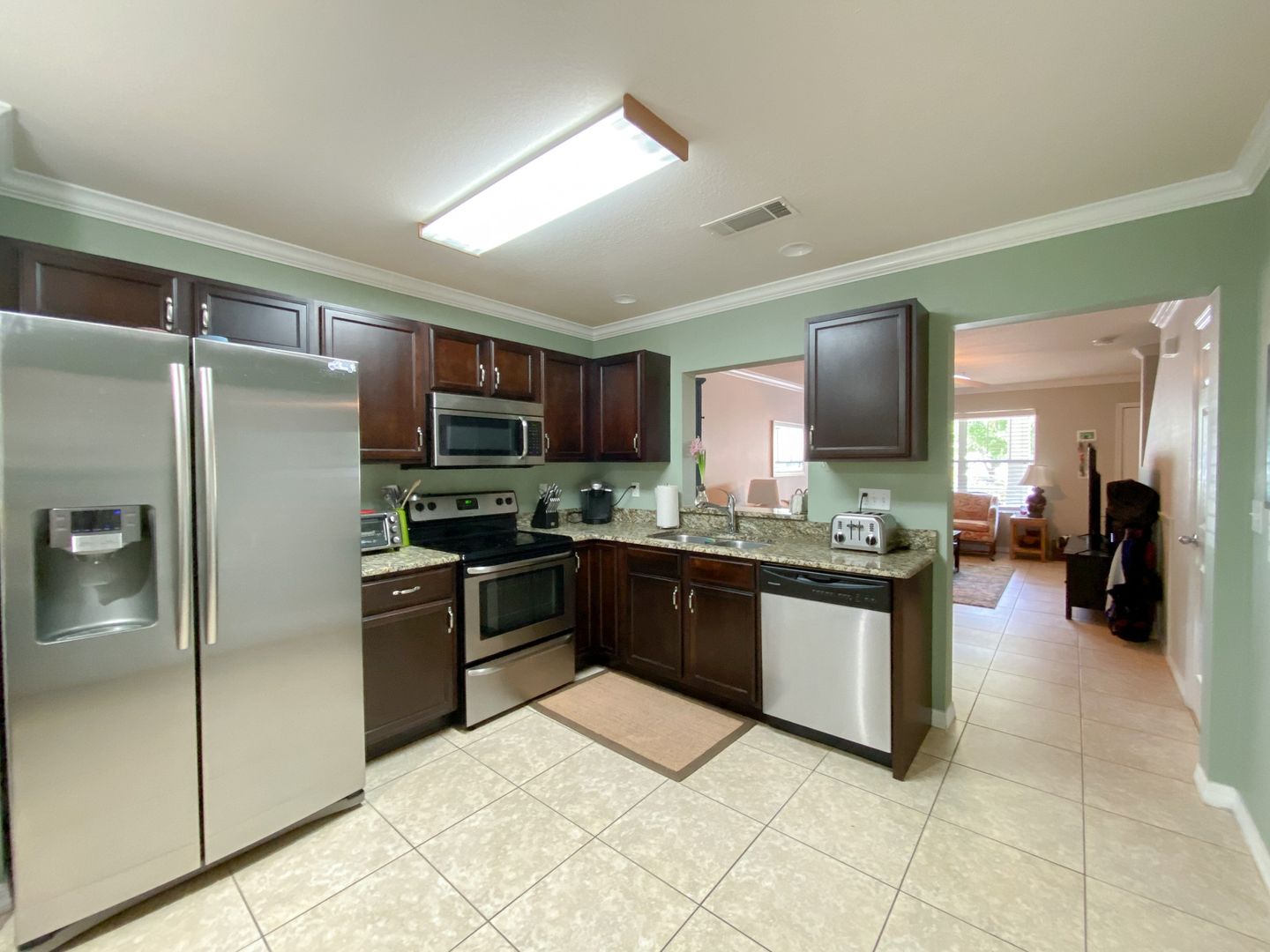 Gainesville Townhome: 4687 SW 48TH Dr