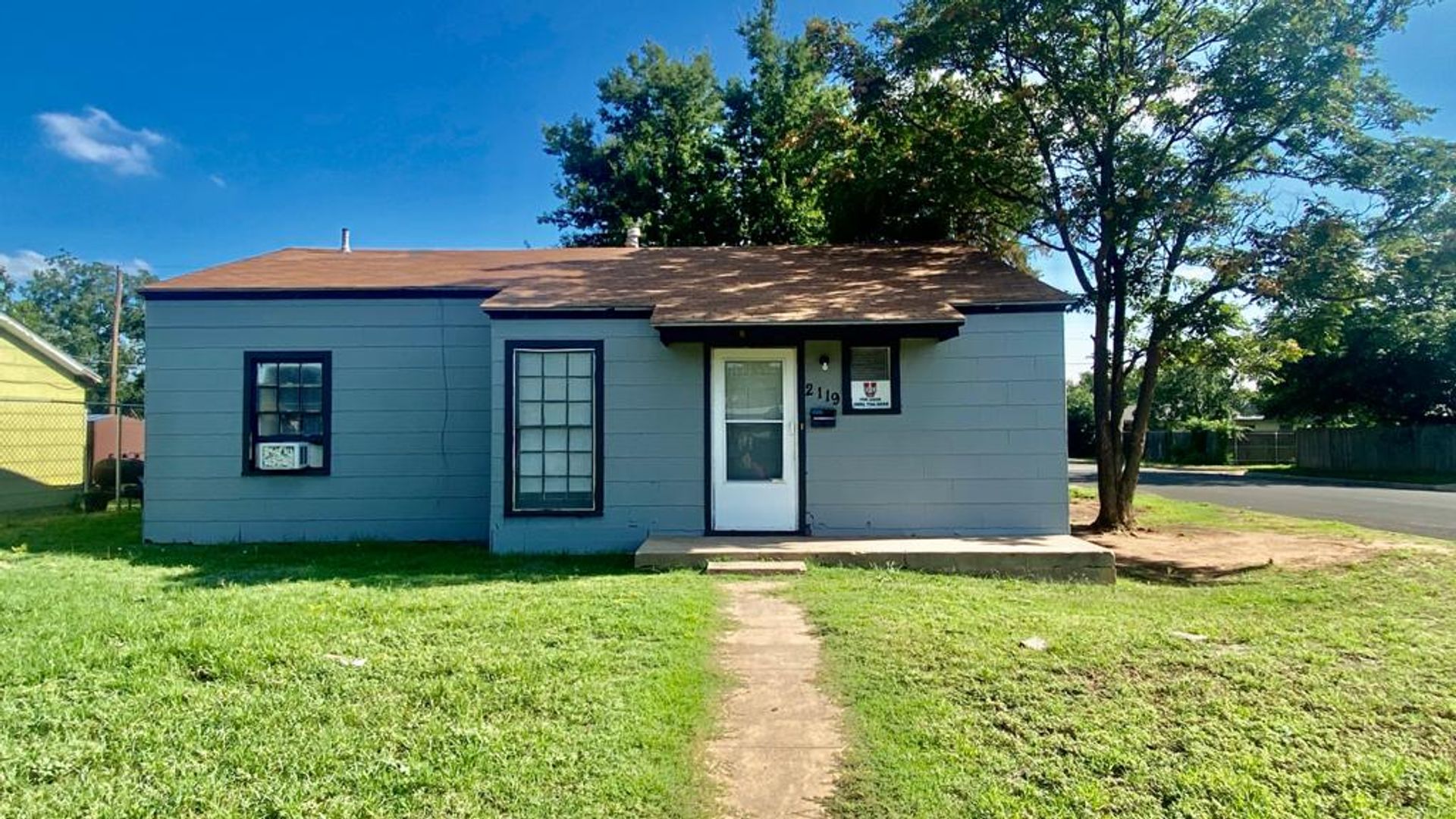 Lubbock House: 2119 37th Street