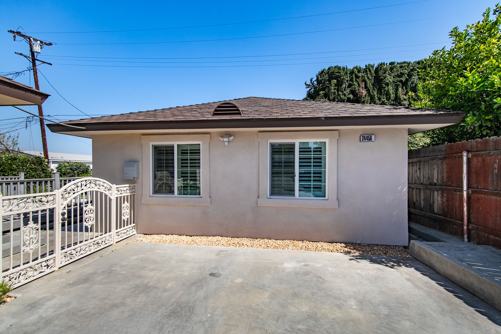 Loma Linda Apartment: 24458 University Ave.