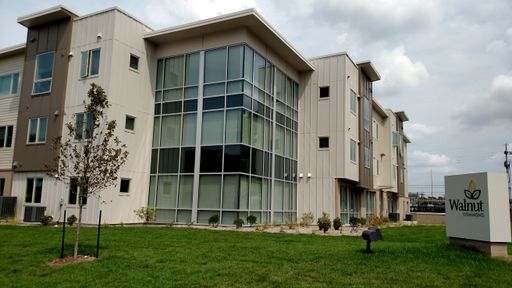 Affordable spacious 1BR with a community feel – photo 1