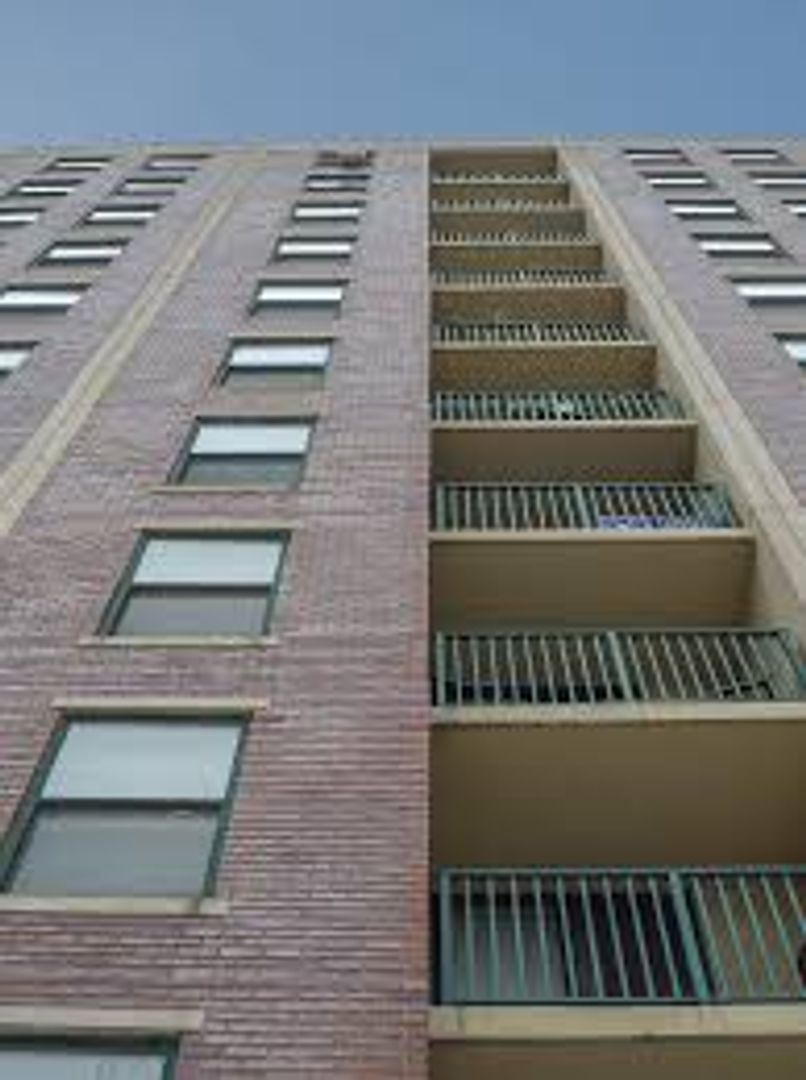 Chicago Apartment: 1343 N. Cleveland Ave.