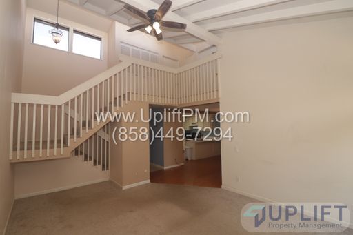 Spacious 3-Bedroom Ramona Condo with Balcony, Garage & Modern Kitchen – photo 1