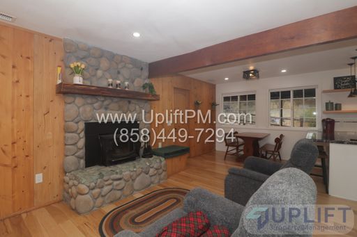 Charming Julian Retreat with Private Deck & Mountain Views
