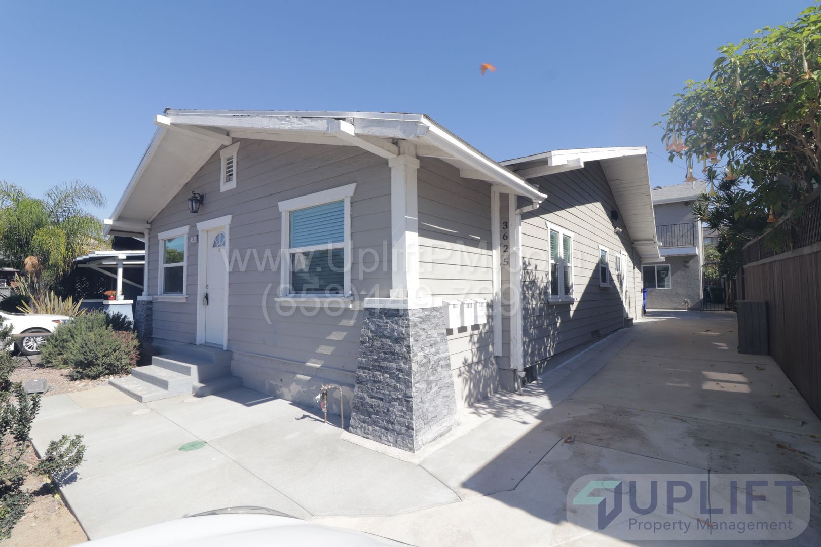 San Diego Apartment: 3623-27 Louisiana St