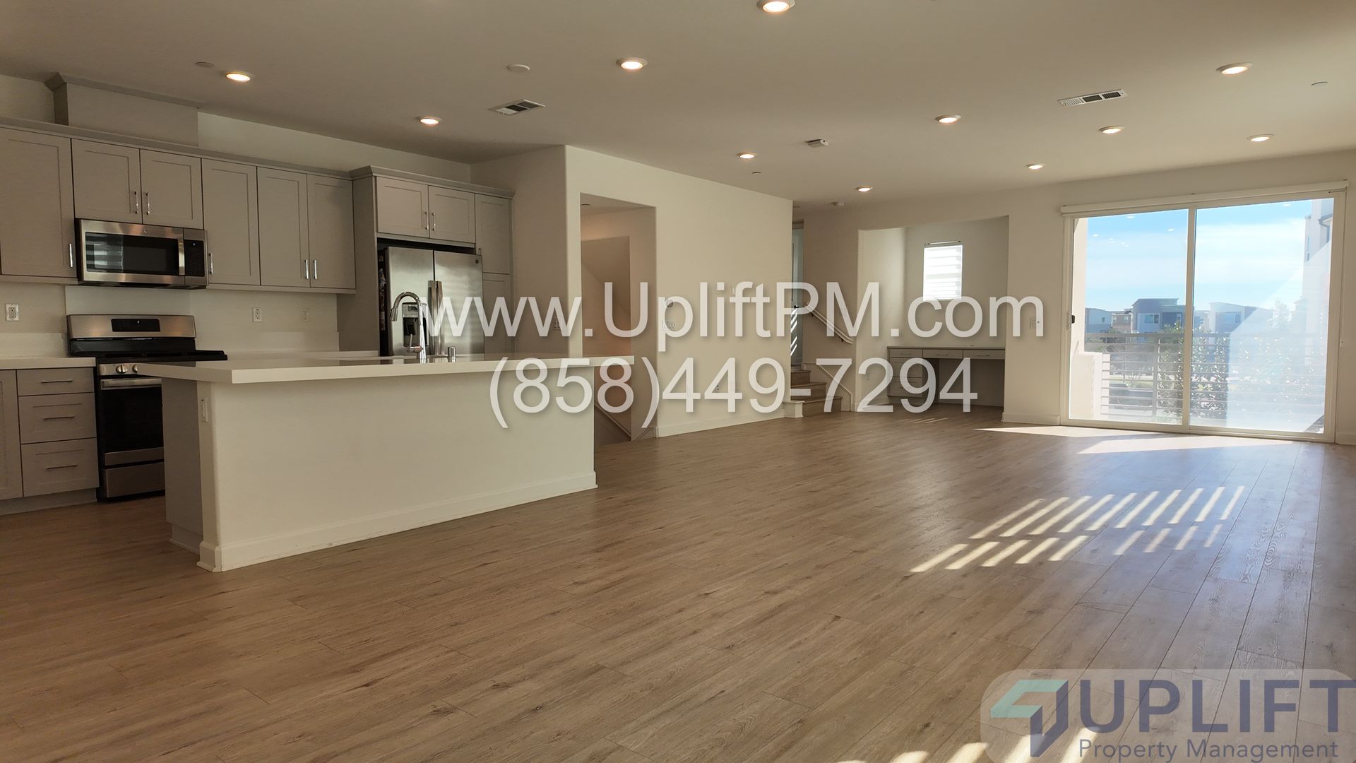 Chula Vista Townhome: 1952 Infinity Ln