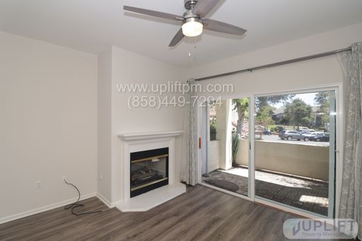 3 Bed, 2 Bath Condo Near the Beach – photo 1