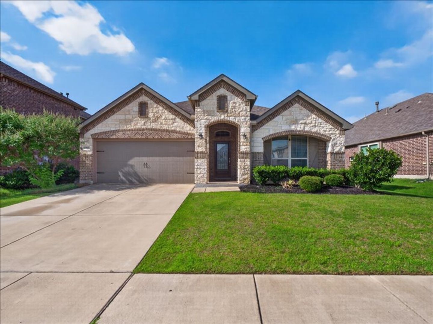 Prosper House: 16020 Holly Crk