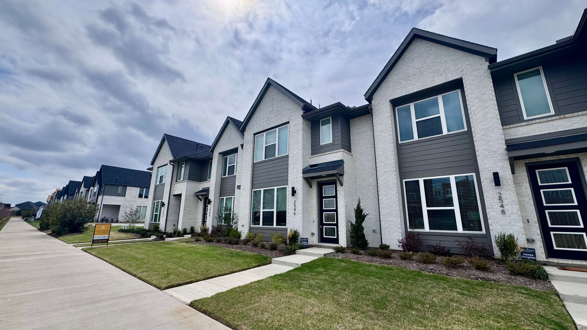 Allen Townhome: 2546 Campden Mews