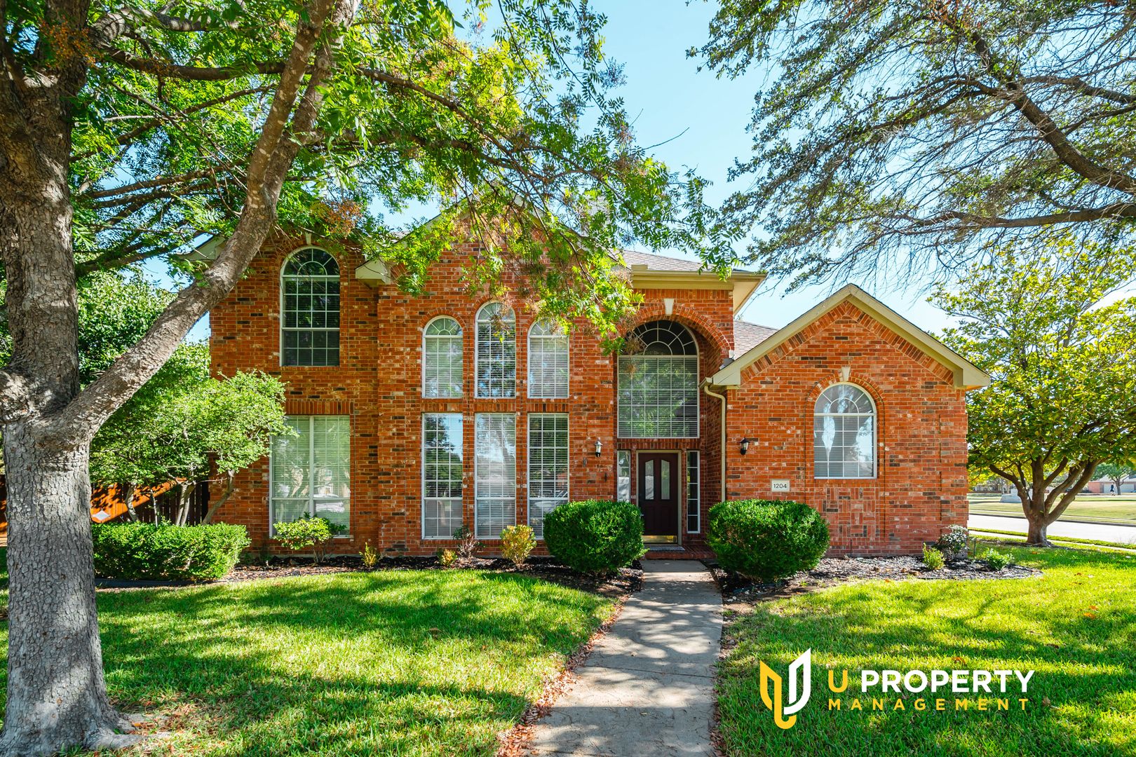 Allen House: 1204 Bel Air Dr